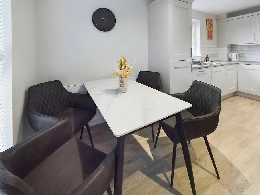 1Br Cozy Apartment In 贝尔法斯特 0*,